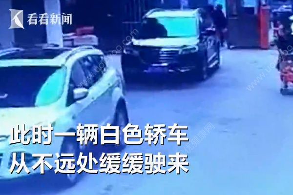 幼童玩躲貓貓慘遭轎車碾壓，危在旦夕，警方已介入(2)