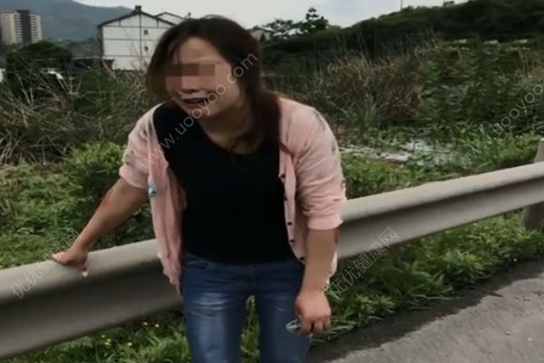 離婚路上丈夫欲同歸于盡！妻子高速跳車逃生！(3)