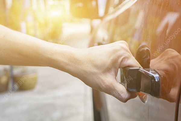 司機太累乘客開車，險釀悲劇卻甩手稱自己“不背鍋”(4)