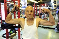 96歲老人健身26年成網(wǎng)紅，老人適合做哪些健身運(yùn)動(dòng)？[多圖]