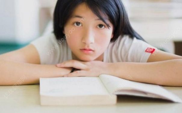 15歲女孩胸部脹痛怎么回事？15歲女孩胸痛怎么緩解？(1)