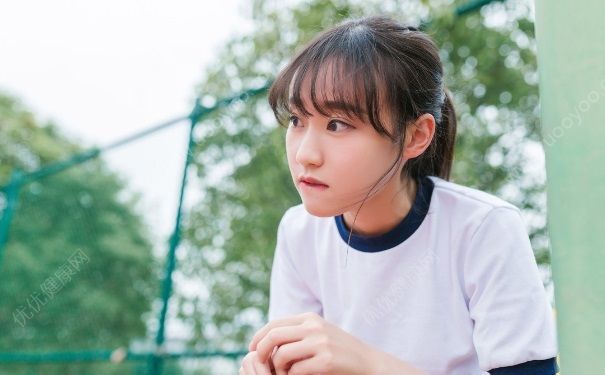 13歲少女能用爽膚水嗎？13歲女生可以用爽膚水嗎？(1)