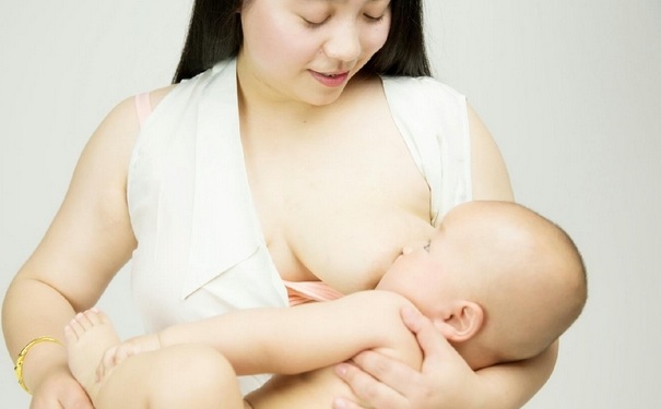 寶寶母乳喂養(yǎng)需要喂水嗎？母乳需要喝水嗎？(1)