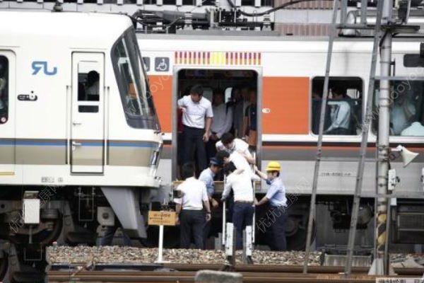 日本大阪5.9級地震致一名女童心肺停止至少8人受傷，室內(nèi)避震方法(1)