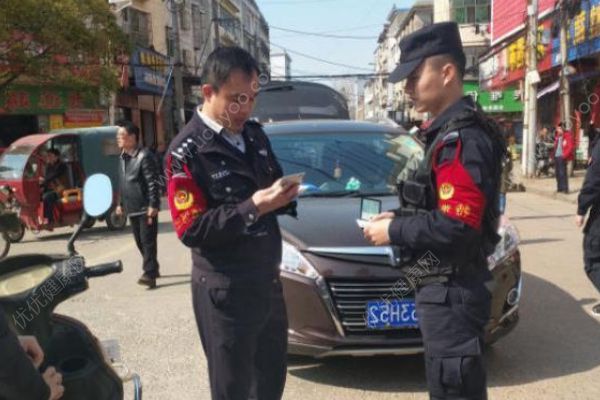 民警殉職女兒剛滿100天！因勞累過度突發(fā)心臟??！(3)