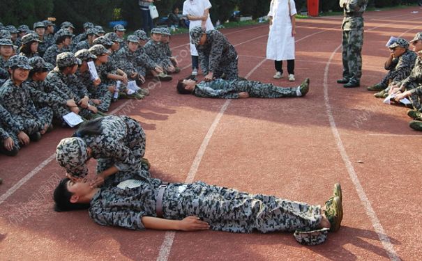 大學軍訓能請假嗎？大學軍訓可以不參加嗎？(3)