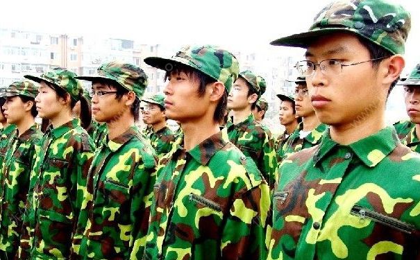 男生軍訓(xùn)要帶什么東西？男生軍訓(xùn)必備物品(3)