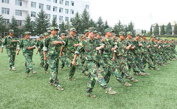 男生軍訓(xùn)要帶什么東西？男生軍訓(xùn)必備物品(4)