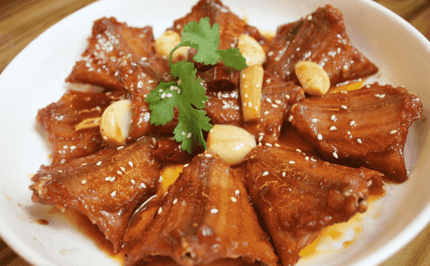 蛇肉有哪些營(yíng)養(yǎng)價(jià)值？蛇肉有哪些食用禁忌？(1)