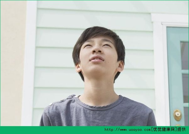 我17歲了長(zhǎng)胡子怎么辦？17歲長(zhǎng)胡子正不正常？(4)