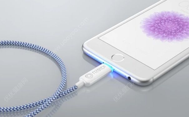 手機邊充電邊看電視劇可以嗎？手機邊充電邊聽歌可以嗎？(4)