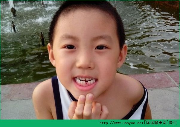 12歲牙齒掉了還會(huì)長(zhǎng)嗎？12歲大牙掉了還會(huì)長(zhǎng)嗎？(4)