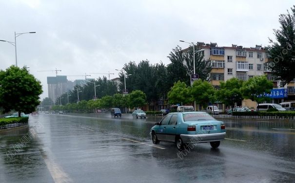 下雨天打雷能玩手機(jī)嗎？有閃電能玩手機(jī)嗎？(3)