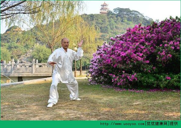 100歲的人生方式是怎樣的？100歲老人的養(yǎng)生之道(1)