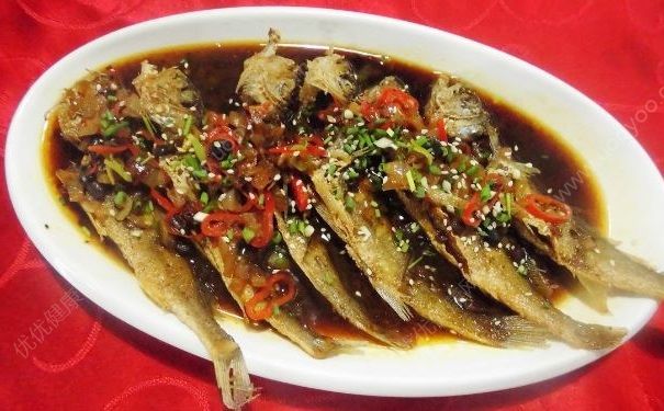 深圳小黃魚兩條4628元，吃小黃魚有什么好處？(3)