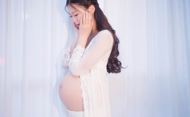 乳暈又大又黑的原因是什么？女性孕期如何護理乳房？(1)