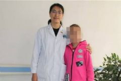 11歲女孩愛吃辣條患罕見病，體重暴瘦20斤[多圖]