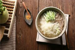 秋季養(yǎng)肺多吃哪些食物？秋季吃什么食物可以養(yǎng)肺潤肺？[圖]