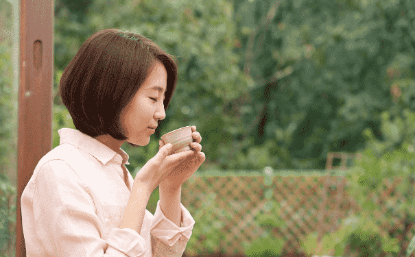 女人哪些時候不宜大量飲茶？女人什么時候不可以喝濃茶？(1)