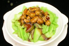 芹菜與香菇一起炒好嗎？芹菜與香菇可以同食嗎？[多圖]