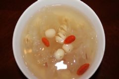 老年人養(yǎng)生的食譜有哪些？老年人吃什么食物養(yǎng)生呢？[圖]