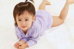 幼兒急疹發(fā)燒處理方法？幼兒急疹發(fā)燒幾天？[圖]