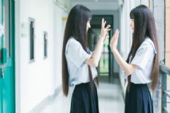 青春期女孩臀部發(fā)育是怎樣的？青春期女生臀部多大正常？[多圖]