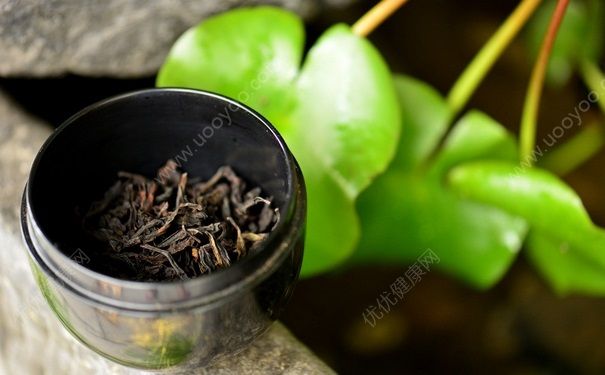 黑烏龍茶減肥效果好嗎？喝黑烏龍茶減肥要注意什么？(4)