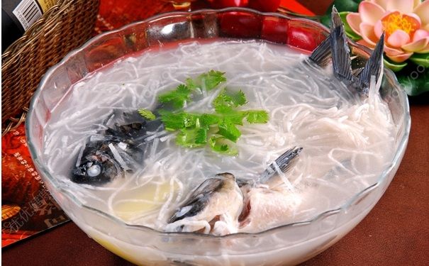 鯽魚(yú)湯能下奶嗎？吃什么可以下奶呢？(1)