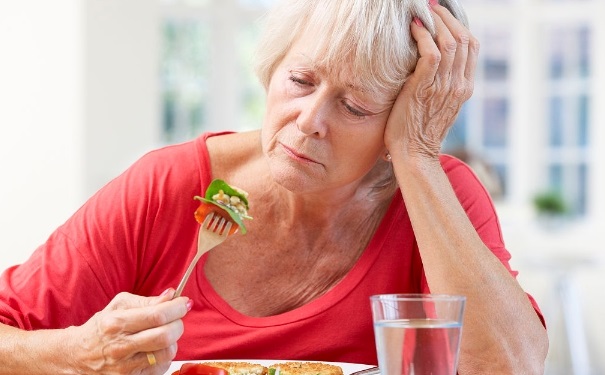 老人吃什么食物降血脂？老人血脂偏高吃什么食物好？(1)