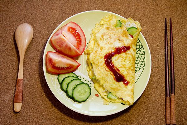 韓式蛋包飯?jiān)趺醋?？韓國(guó)蛋包飯的正宗做法(1)