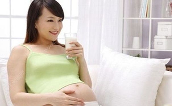 孕婦奶粉的選購和飲用原則：孕婦奶粉什么時候喝比較好？(1)