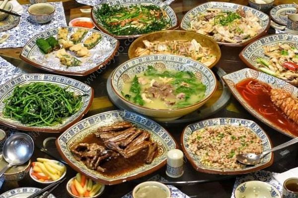 喉嚨痛吃什么好？適合喉嚨痛吃的6種食物(1)