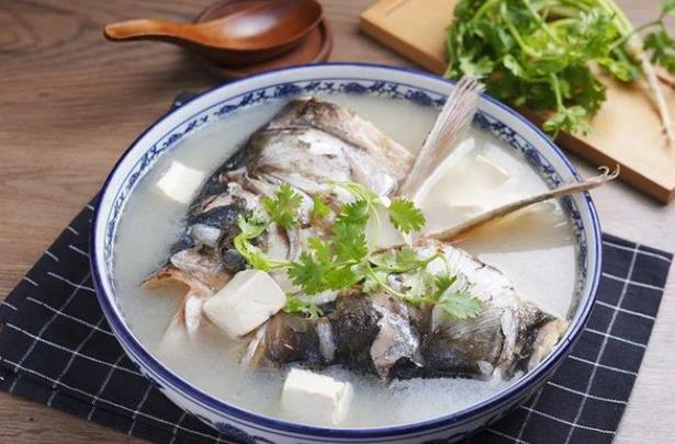 魚頭豆腐湯補鈣嗎 魚頭豆腐湯有什么功效